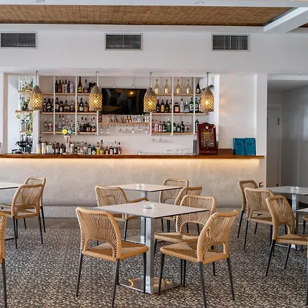 公寓式酒店 Blue Harbour Boutique 圣纳帕
