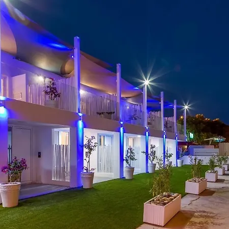 Blue Harbour Boutique Aparthotel Agia Napa
