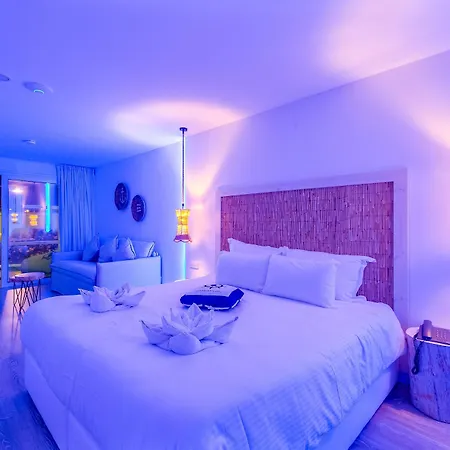 Blue Harbour Boutique Agia Napa